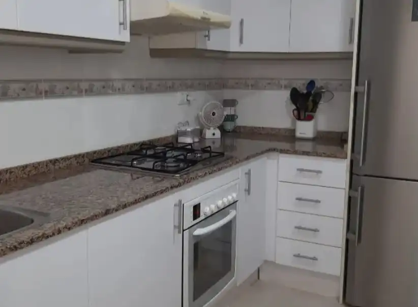 Cocina de Piso de alquiler en Torrent con Aire acondicionado, Trastero y Horno
