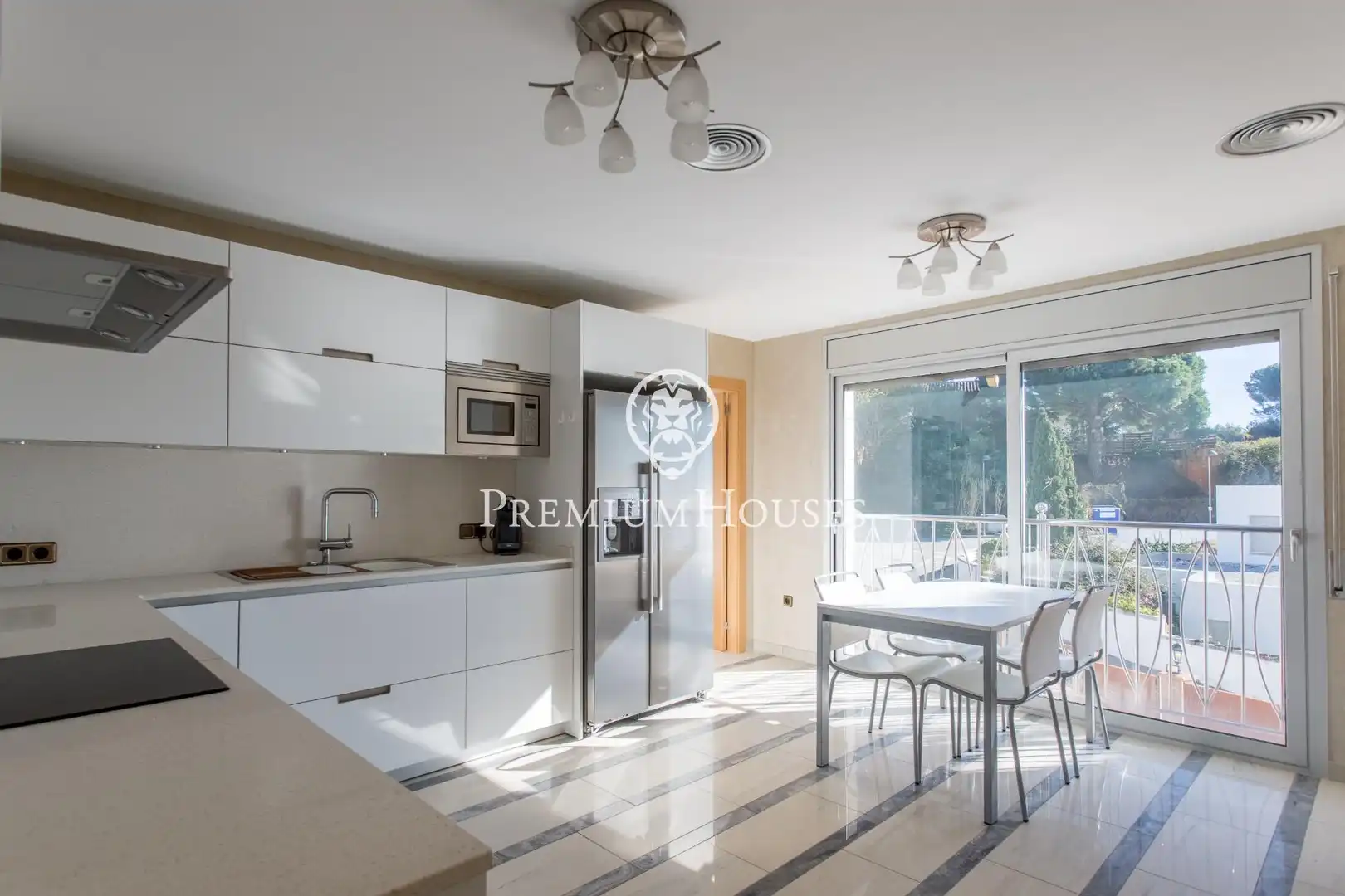 Casa con piscina in vendita a Montgoda, imagen 7