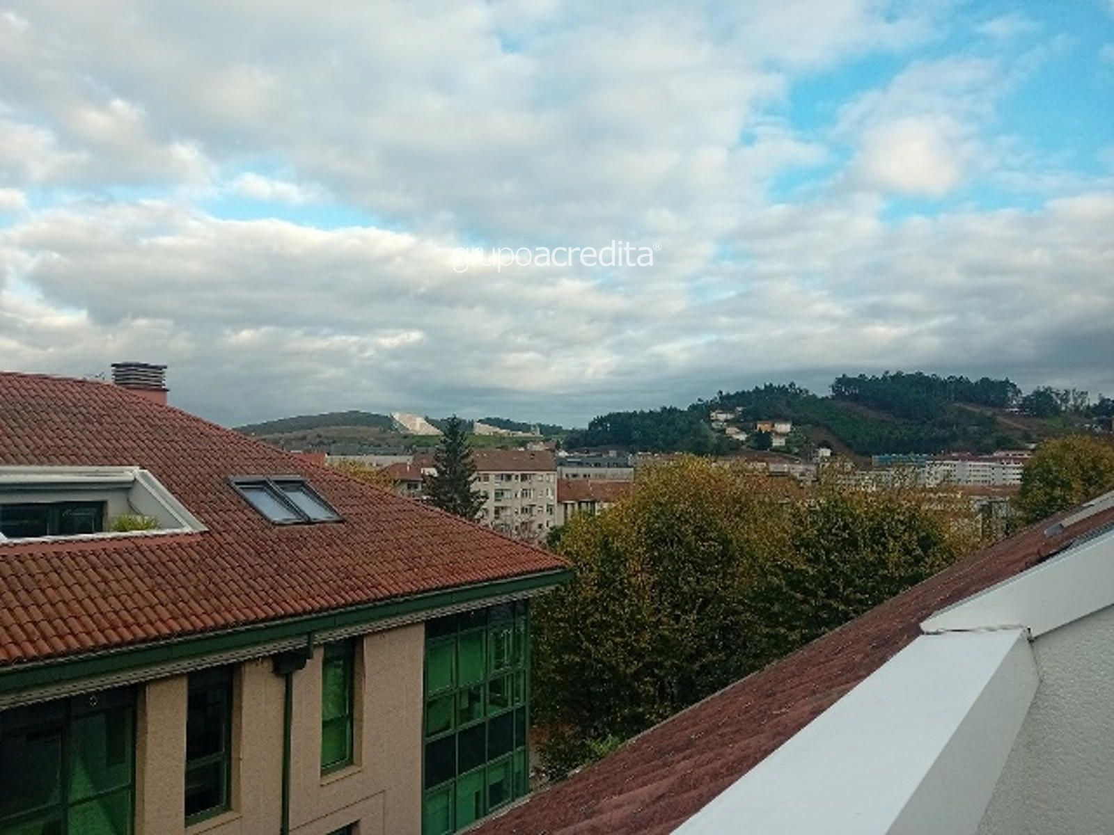 Exterior view of Duplex for sale in Santiago de Compostela   with Heating, Parquet flooring and Terrace