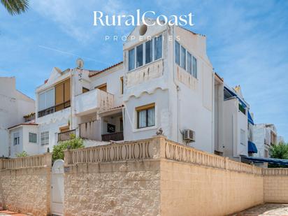 Vista exterior de Casa o xalet en venda en El Campello amb Aire condicionat, Calefacció i Terrassa