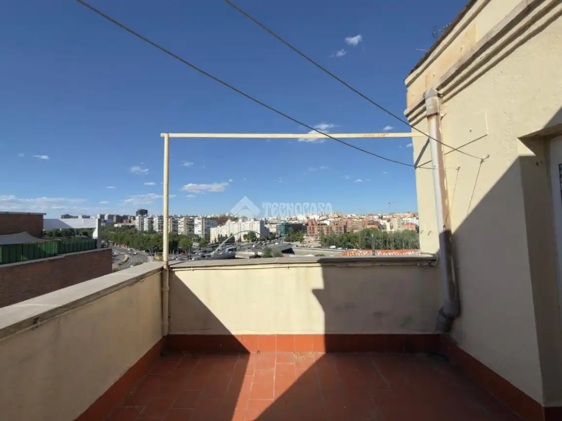 Terraza de Ático en venta en Madrid con Calefacción, Terraza y Balcón