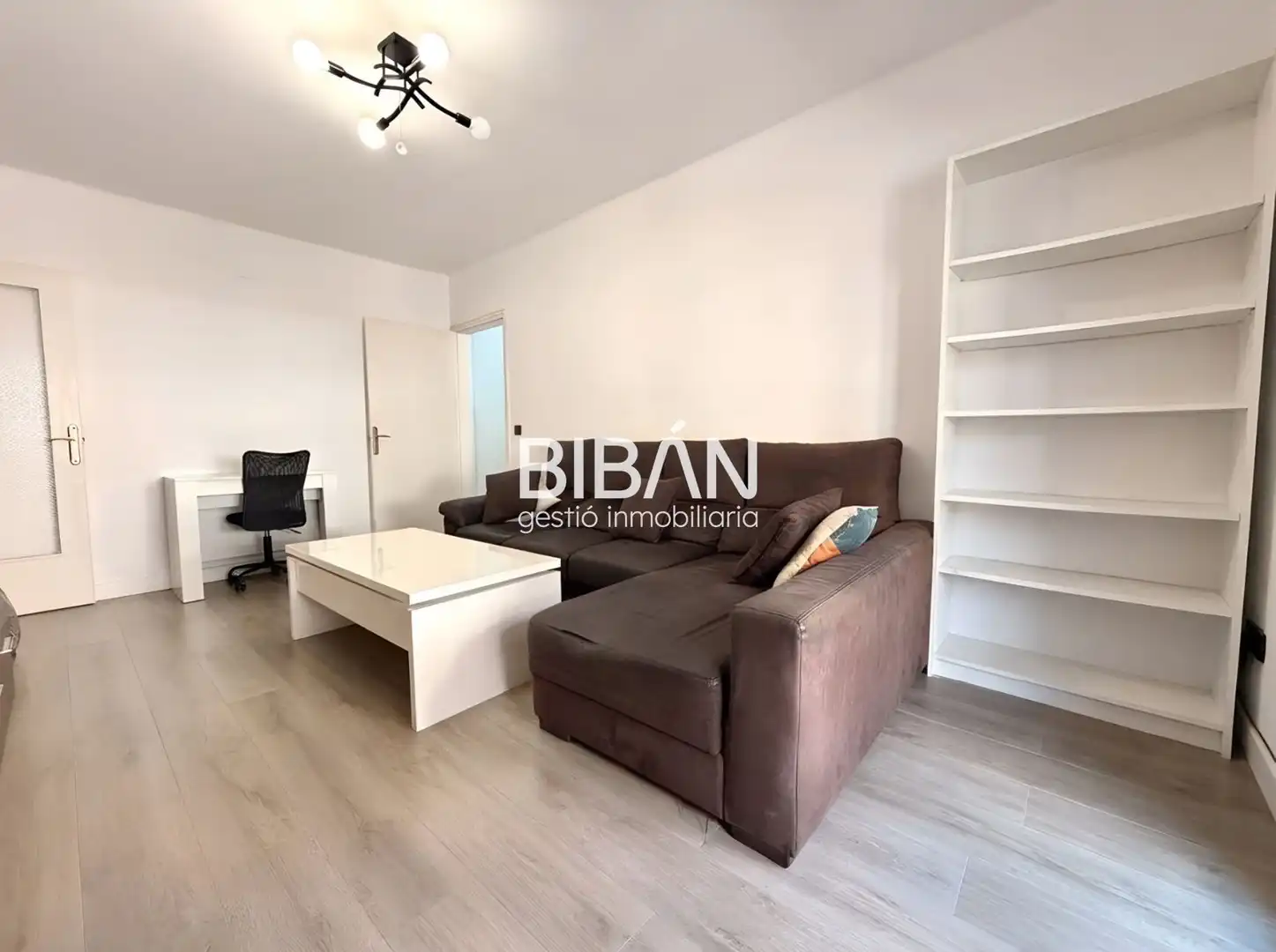 Sala de estar de Piso en venta en Valls con Aire acondicionado, Calefacción y Parquet