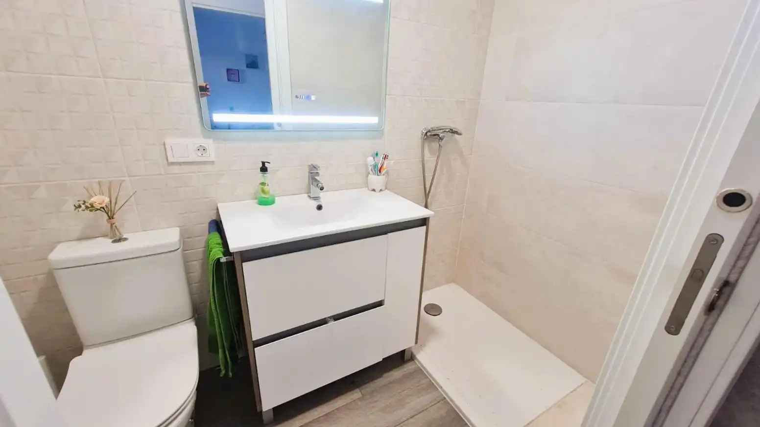 Baño de Casa o chalet en venta en Valladolid con Calefacción, Jardín privado y Terraza