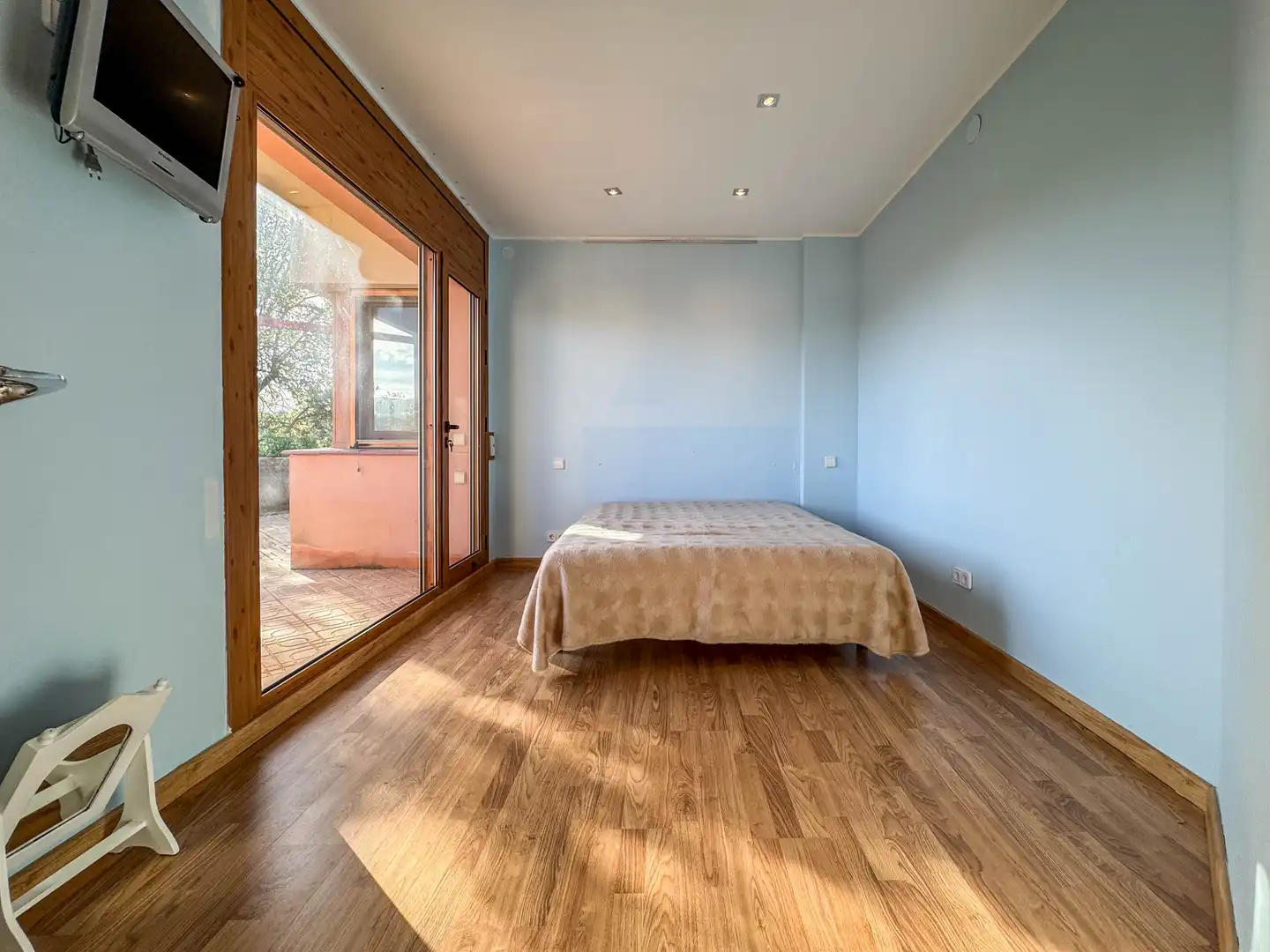 Detached house with terrace for sale in carrer Font de Nerola, imagen 17