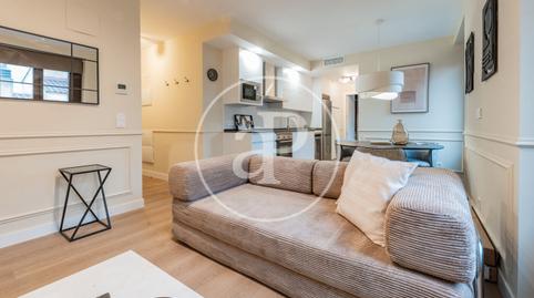 Photo 3 of Flat to rent in C. de Trujillos, Sol,  Madrid Capital