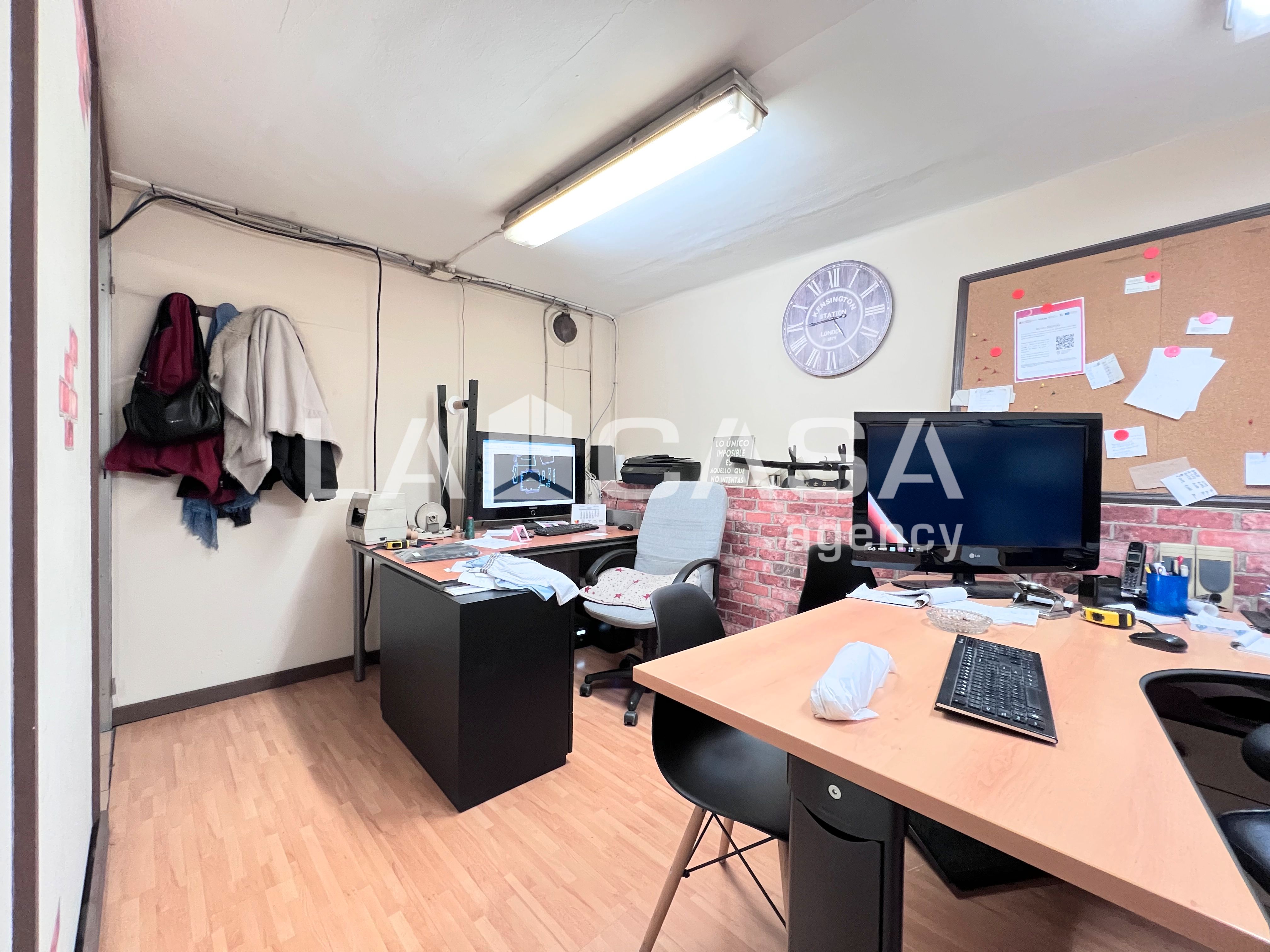 Planta baja for sale in Badalona