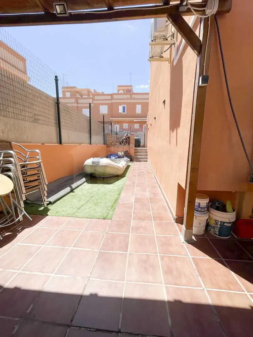 Terrassa de Casa o xalet en venda en Vélez-Málaga amb Aire condicionat, Calefacció i Jardí privat