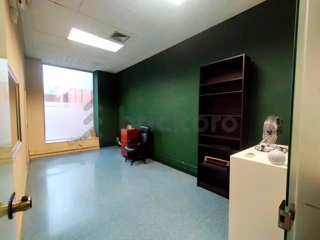 Geschaftsraum zum Verkauf in  Barcelona Capital mit Klimaanlage