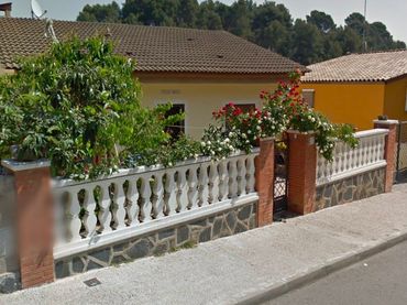 Casa con balcone in vendita a Carretera de l ERMITA