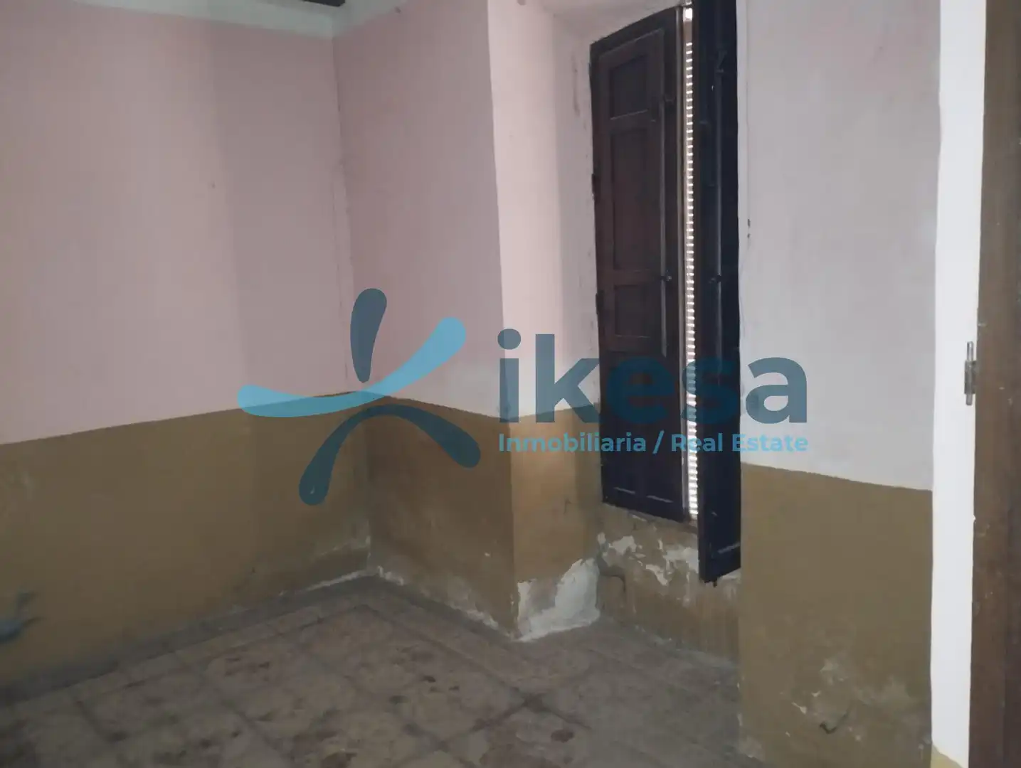 Casa adosada en venta en Montizón