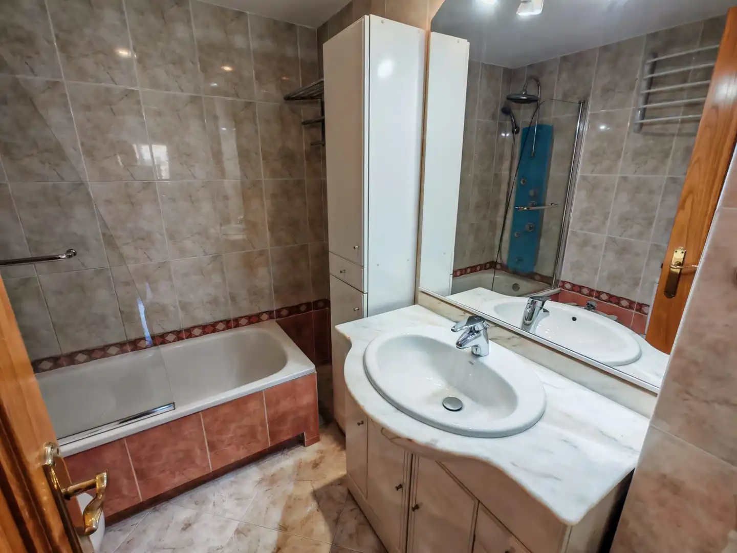 Bathroom of Flat for sale in Móstoles  with Heating, Parquet flooring and Terrace
