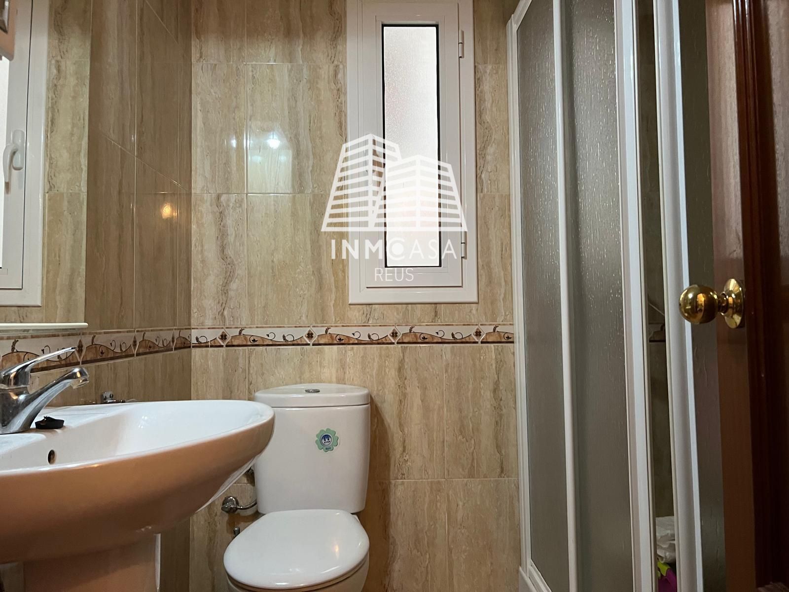 Baño de Piso en venta en Reus