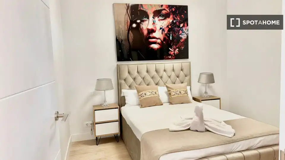 Bedroom of Study for share in Madrid  with Air Conditioner, Terrace and Furnished