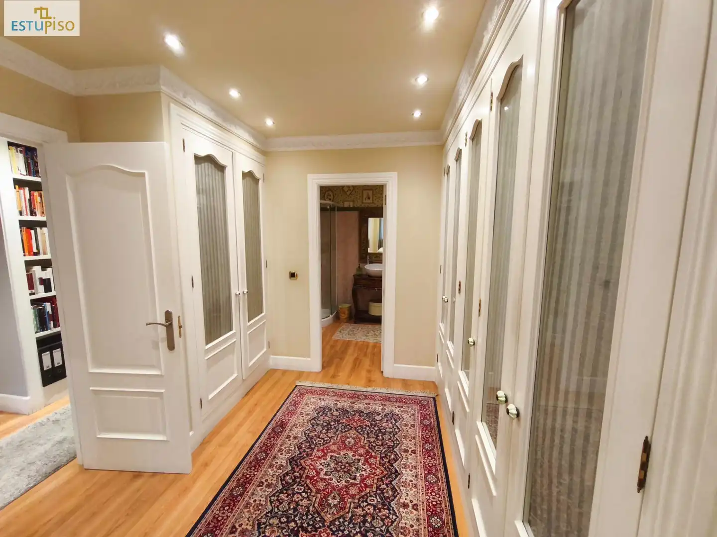 Piso en venta en Vitoria - Gasteiz con Calefacción, Parquet y Terraza
