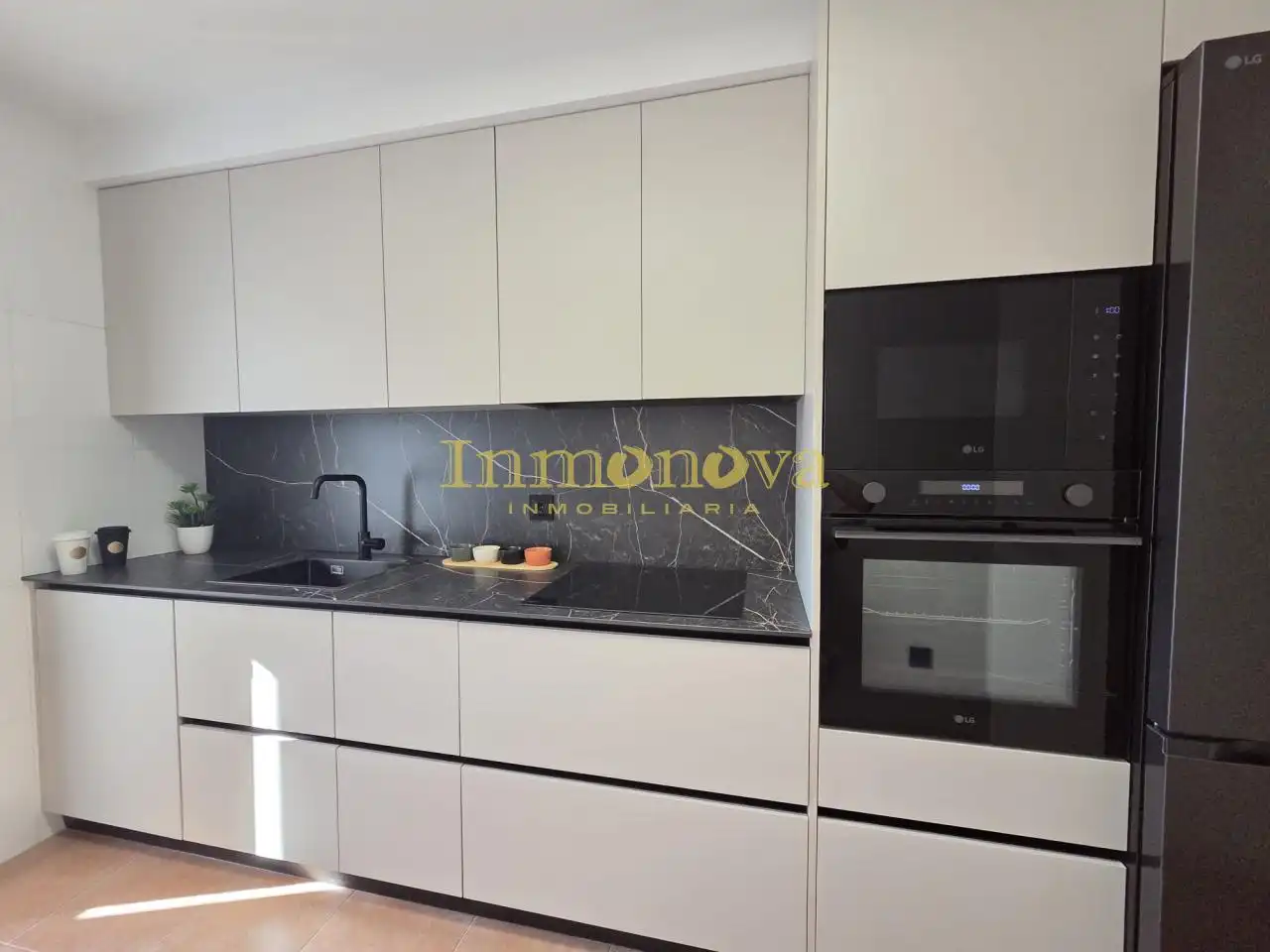 Flat for sale in RUA FRANCISCO LORENZO MARIÑO, 50, Aguiño