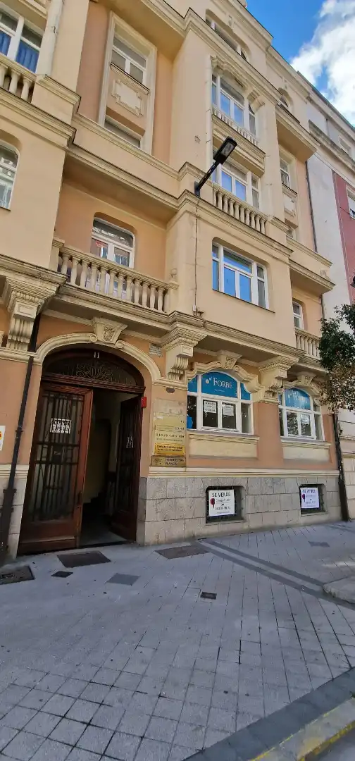 Local comercial de lloguer a Calle Gamazo 11, imagen 2