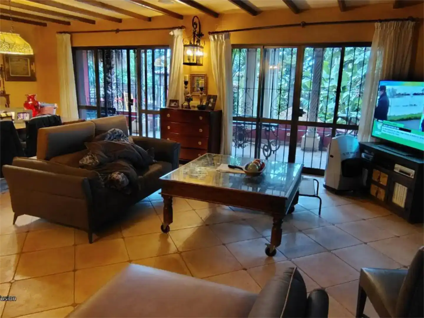 Sala d'estar de Casa o xalet en venda en Marbella amb Piscina