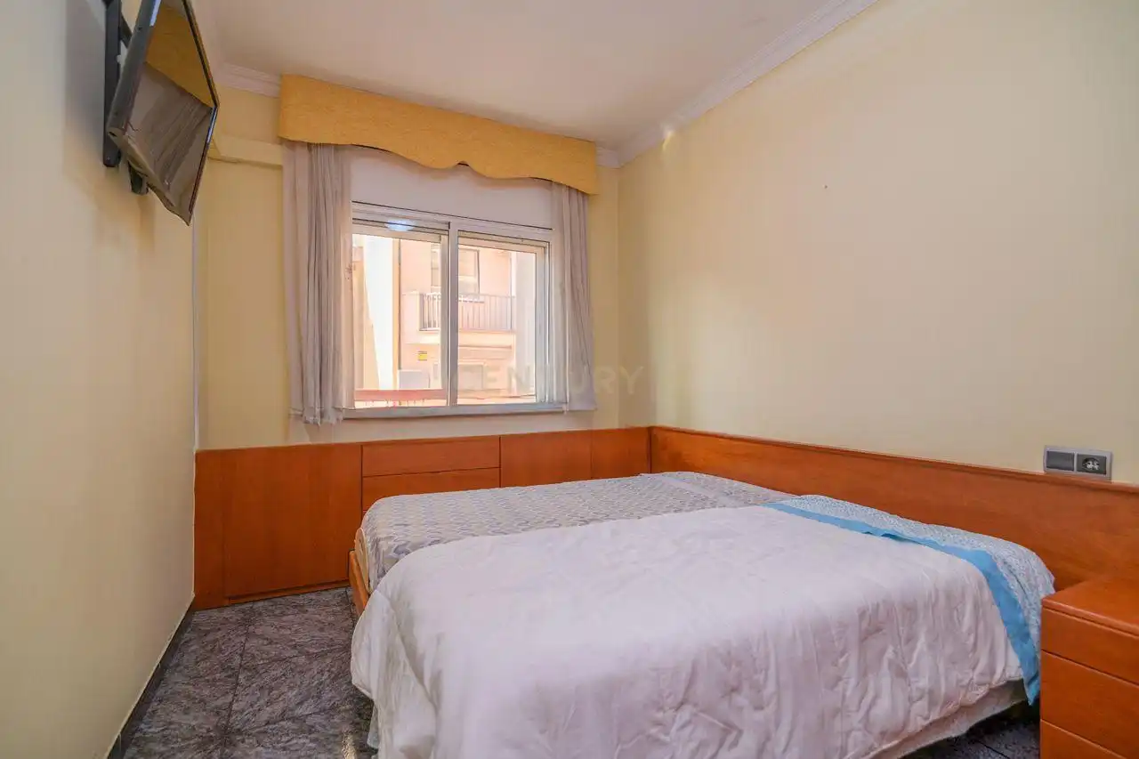 Schlafzimmer von Wohnungen zum Verkauf in L'Hospitalet de Llobregat