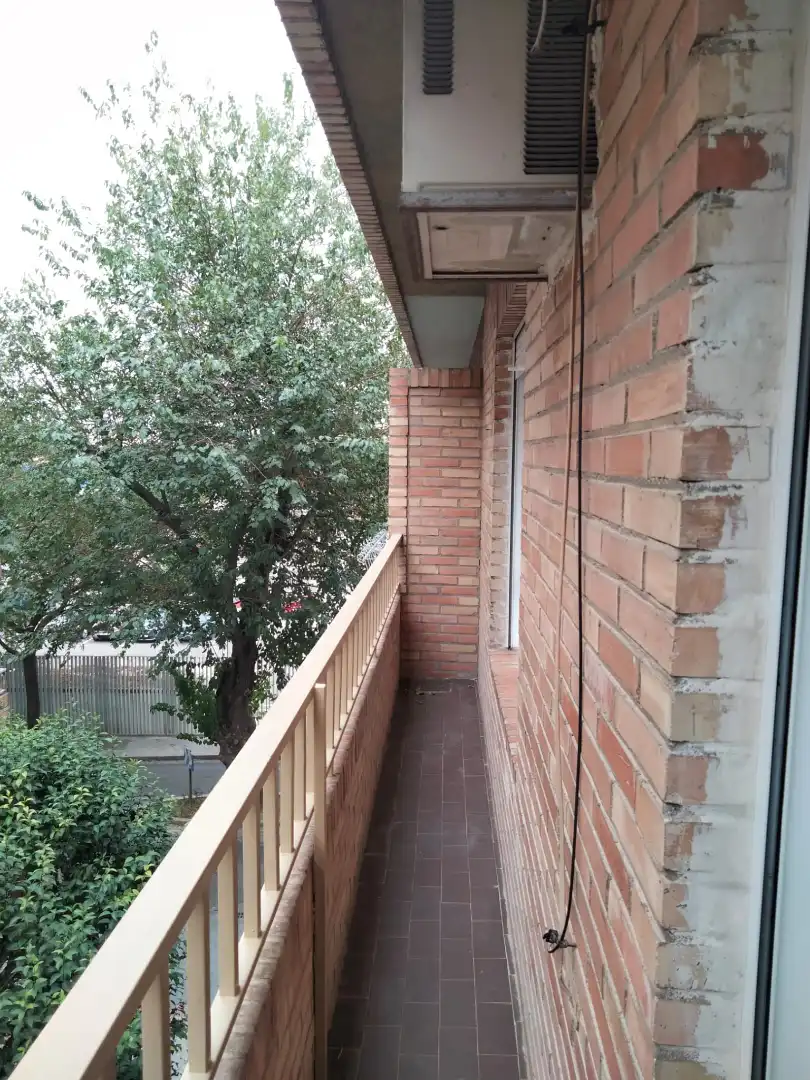 Flat with terrace to rent in Calle Faisán