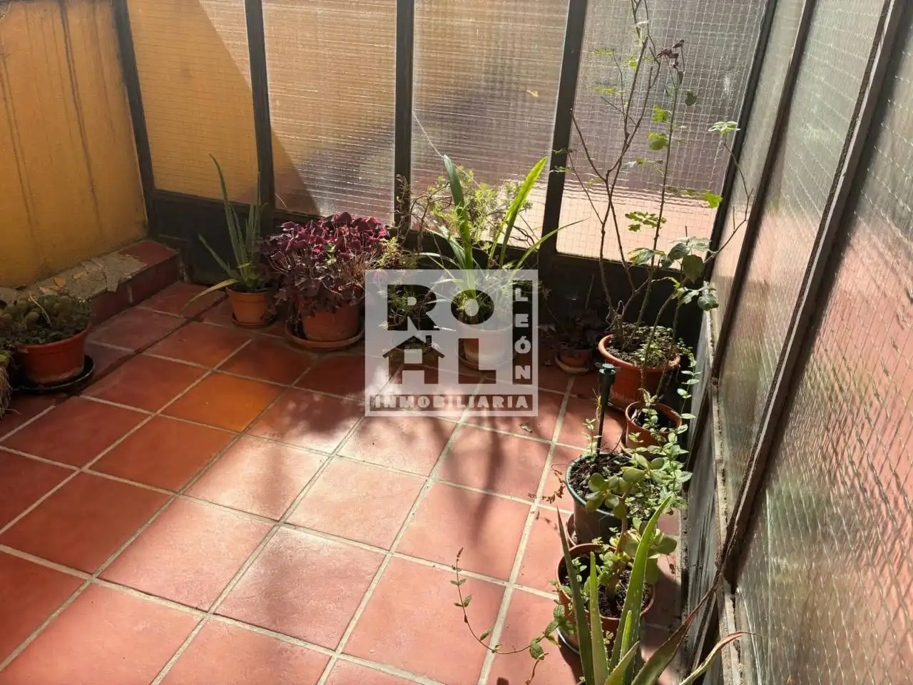 Terraza de Piso en venta en León Capital  con Calefacción y Terraza