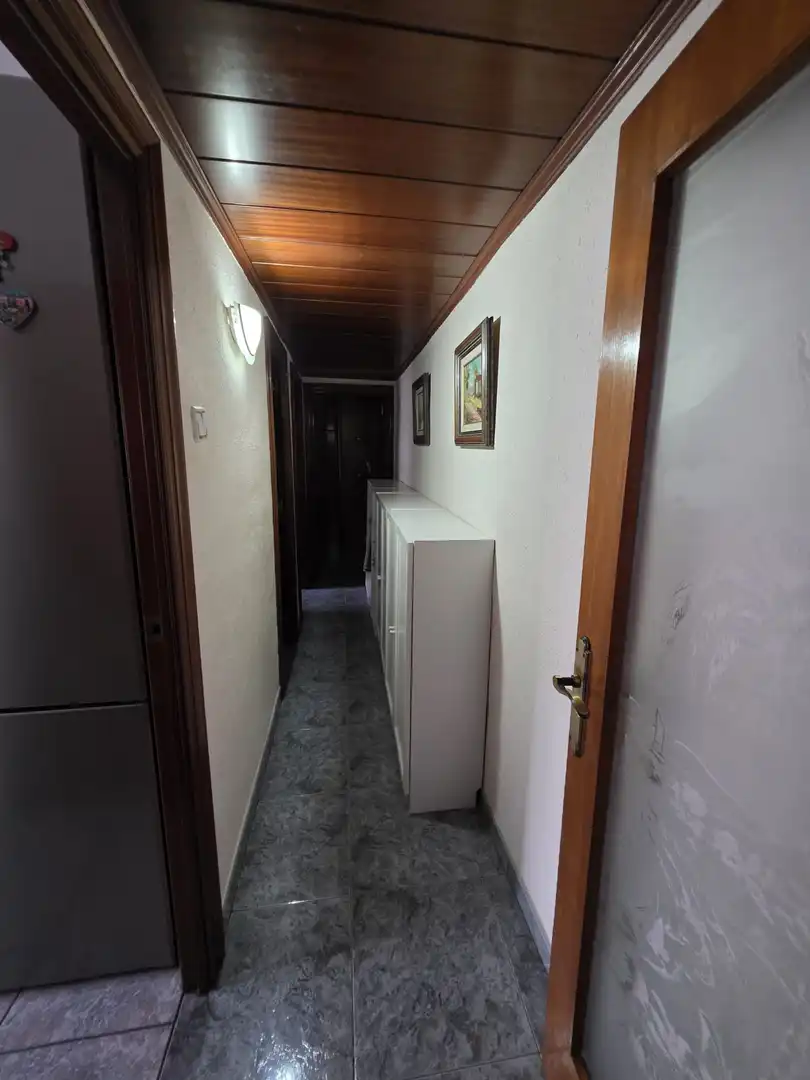 Wohnung zum Verkauf in Cornellà de Llobregat mit Klimaanlage, Heizung und Möbliert