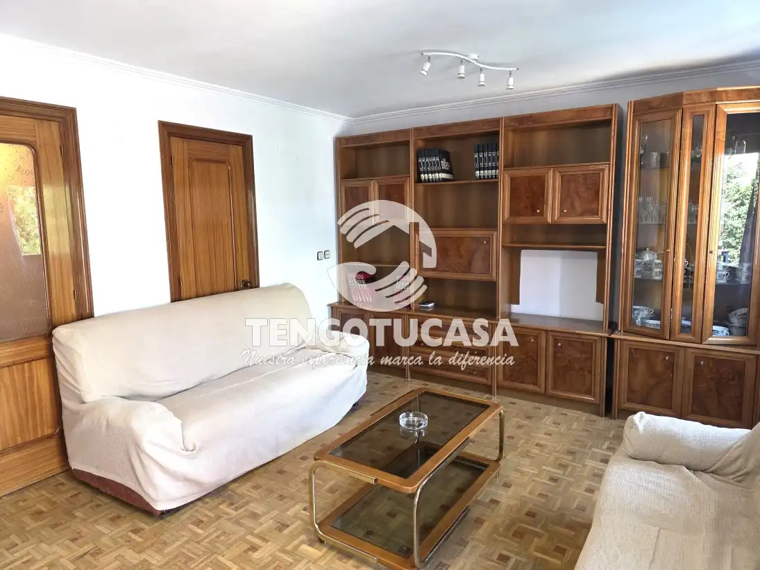 Sala de estar de Piso en venta en Madrid con Calefacción, Parquet y Terraza