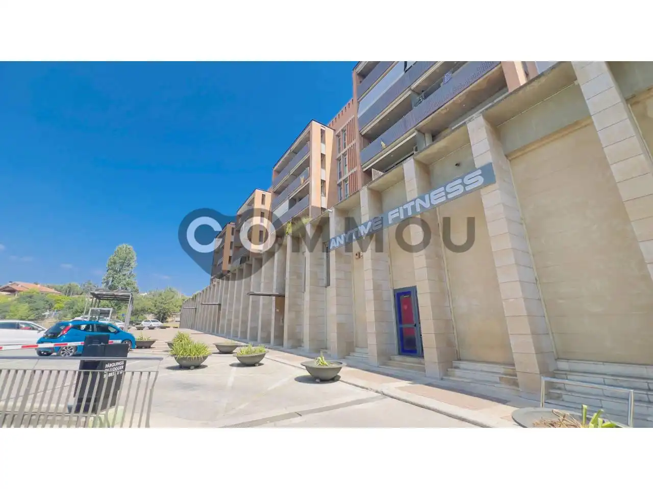 Vista exterior de Piso en venta en Vic con Calefacción, Parquet y Terraza
