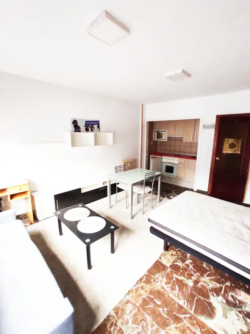Wohnung zur Miete in Calle Tablas, 9, Centro - Sagrario