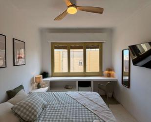 Bedroom of Flat to share in  Barcelona Capital  with Air Conditioner, Heating and Terrace