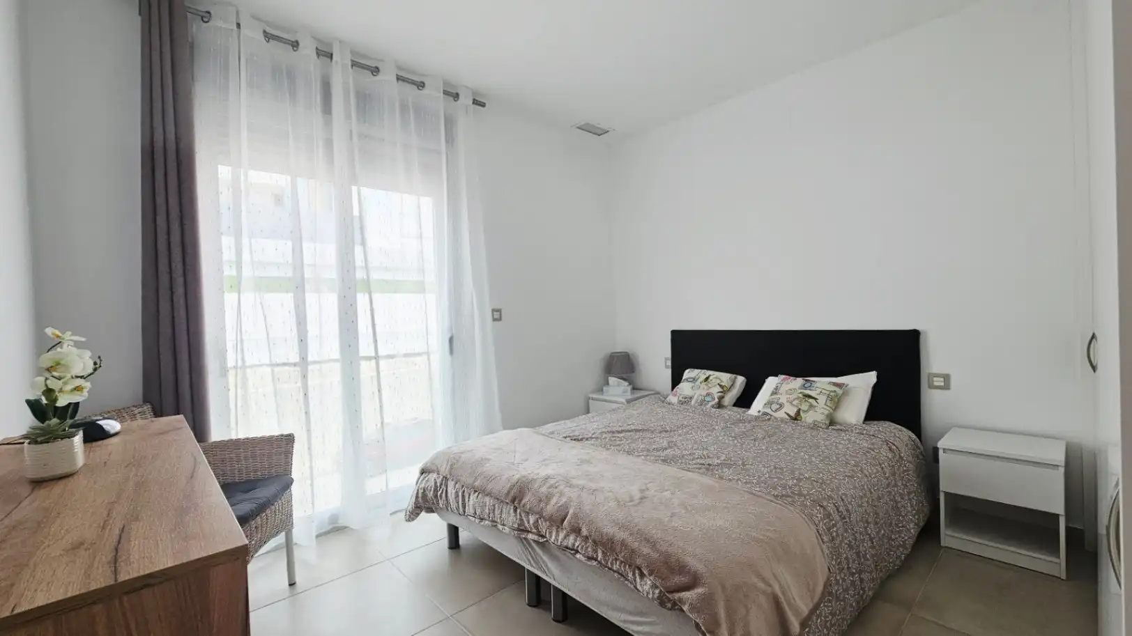 Dormitori de Àtic de lloguer en Finestrat amb Aire condicionat, Calefacció i Terrassa
