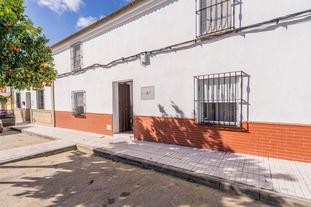 Casa-chalet en Venta en Avenida Avenida Gerena en El Garrobo