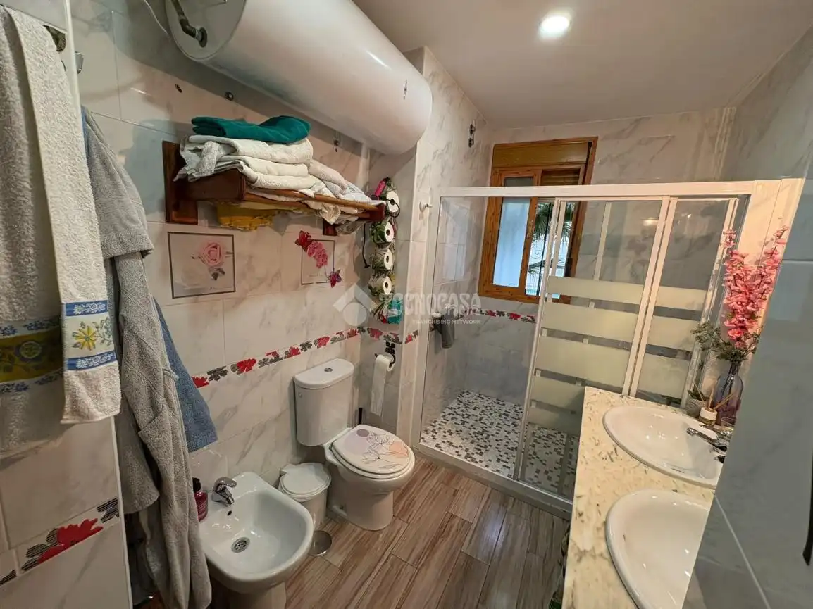 Bany de Casa o xalet en venda en Espartinas Pueblo