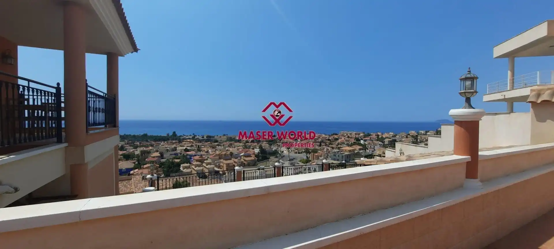 Vista exterior de Casa o xalet en venda en Mazarrón amb Jardí privat, Terrassa i Piscina