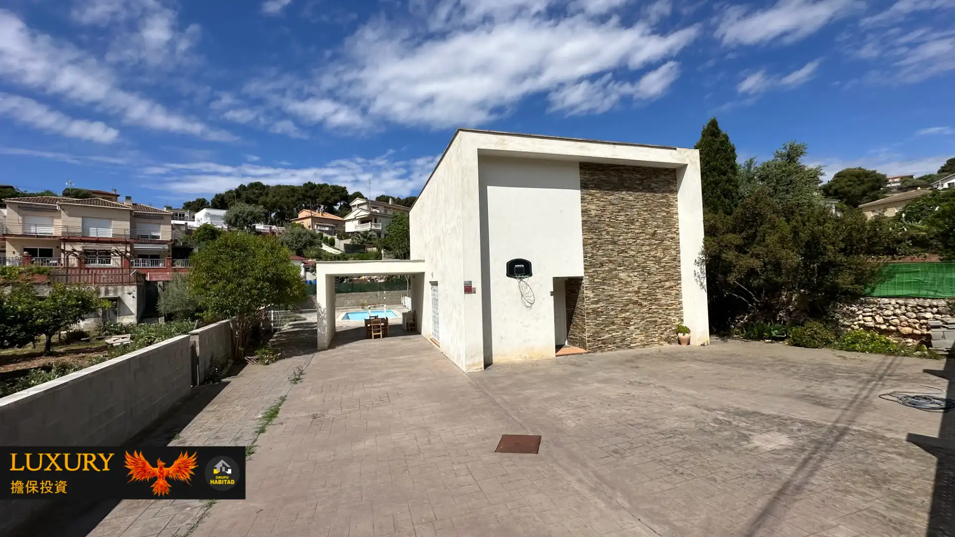 Außenansicht von Haus oder Chalet zum Verkauf in Cunit mit Heizung, Privatgarten und Schwimmbad