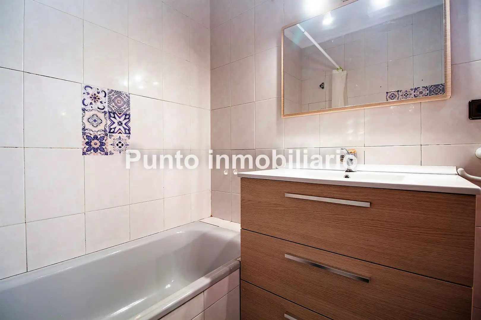 Flat with terrace to rent in Calle de Teresa Gil, imagen 13