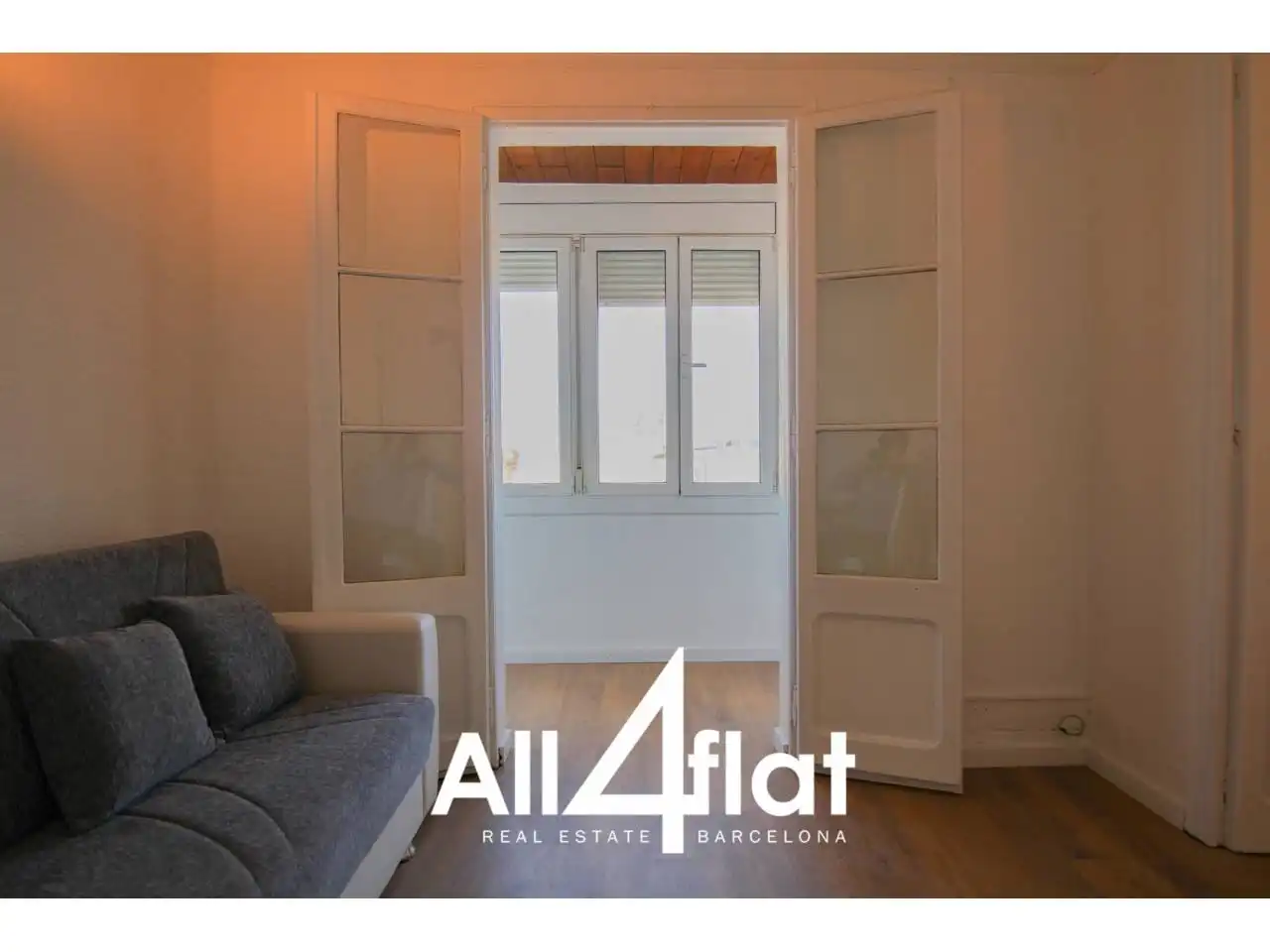 Schlafzimmer von Wohnung zur Miete in Barcelona mit Heizung, Möbliert und Alarm