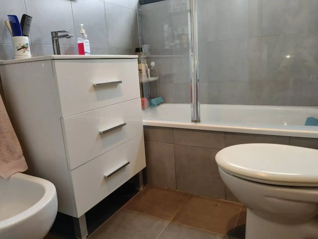 Bathroom of Flat for sale in Cariño  with Heating, Storage room and Furnished