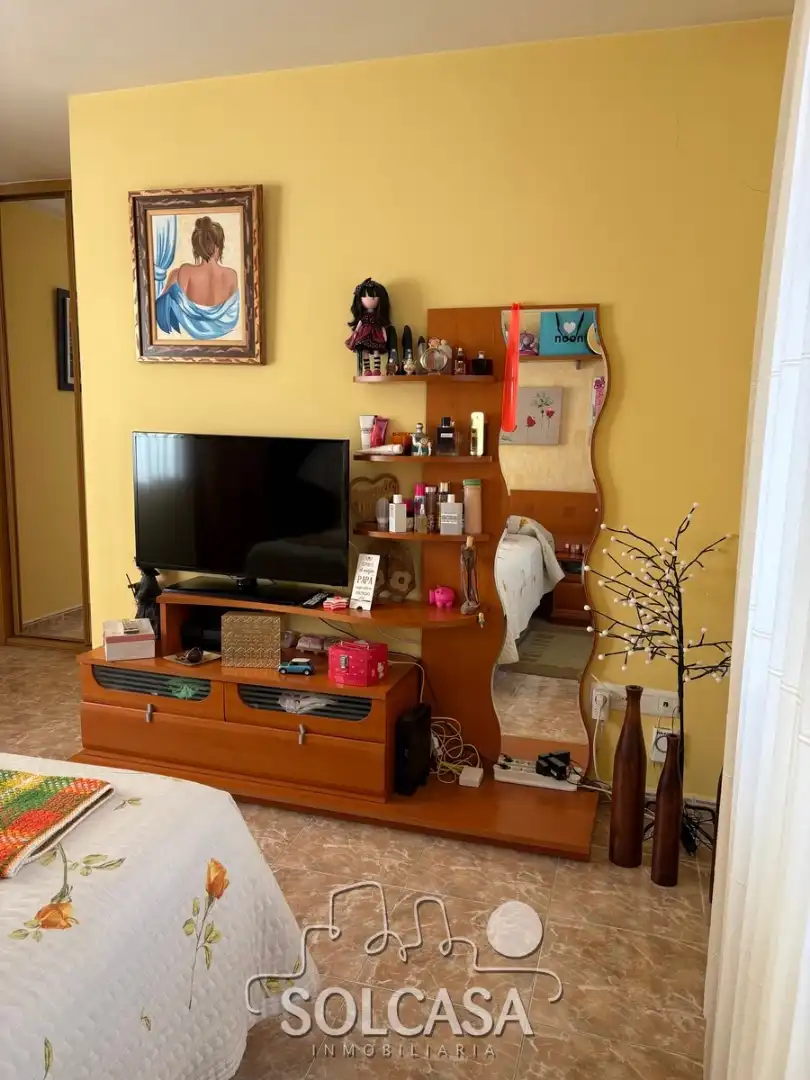 Bedroom of Flat for sale in Cistérniga  with Heating, Furnished and Oven