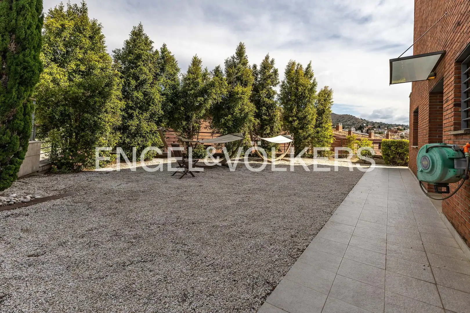 Terraza de Casa adosada de alquiler en Tiana con Aire acondicionado, Calefacción y Jardín privado