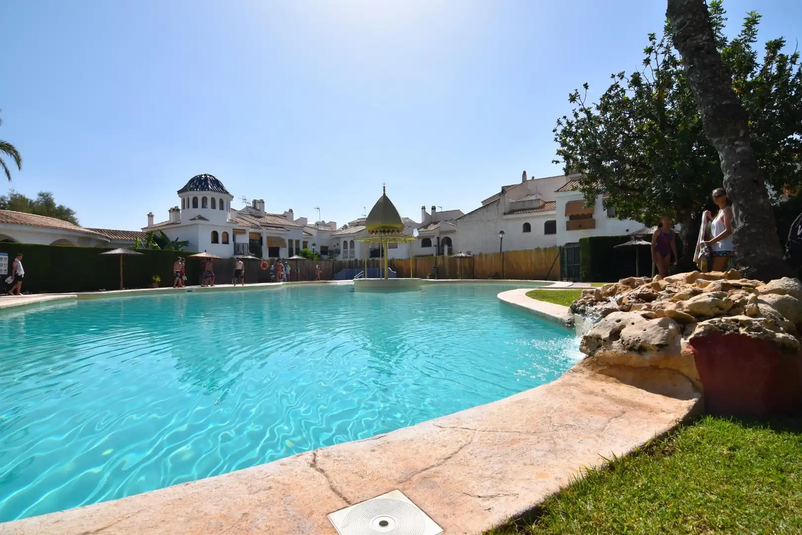 Piscina de Casa o chalet en venta en Santa Pola con Aire acondicionado, Calefacción y Jardín privado