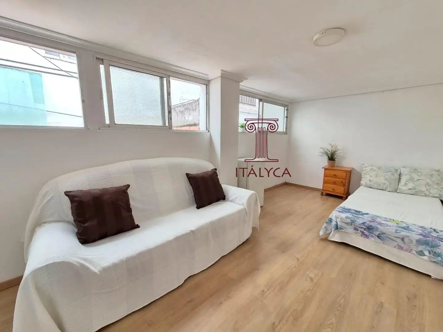 Habitación de Estudio en venta en Sevilla con Trastero