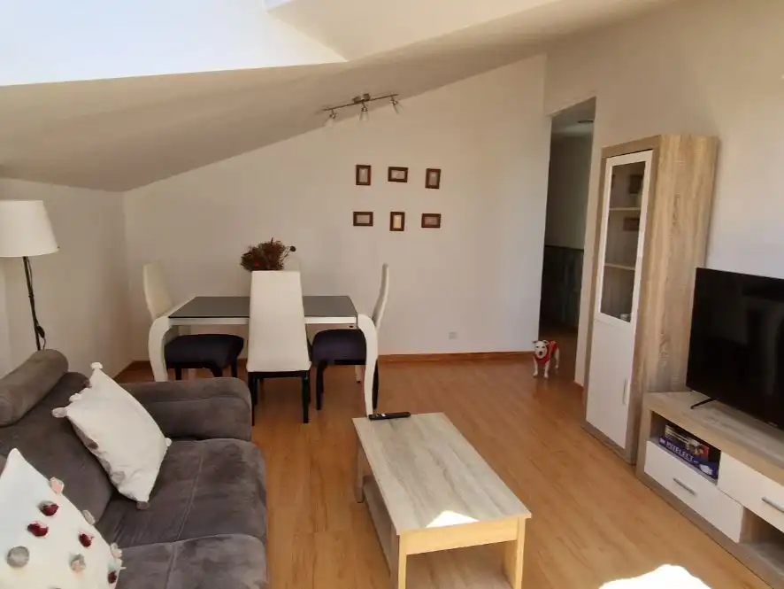Penthouse mit Pool zur Miete in Avenida Bello Piñeiro 1, imagen 3
