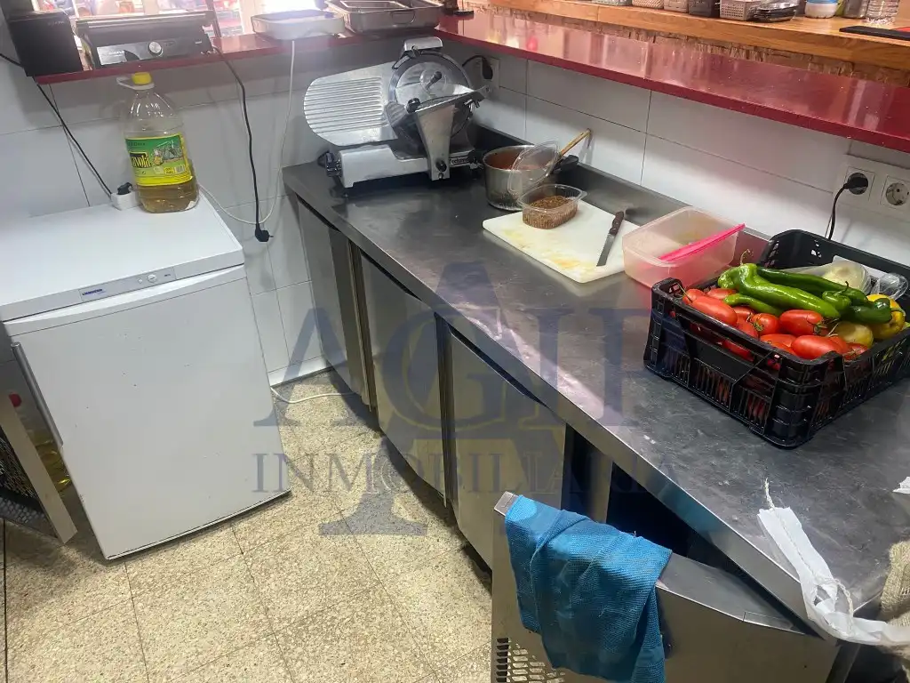 Cocina de Local en traspaso en Badalona
