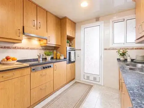 Flat with lift for sale in Carrer d'Ogassa, imagen 18