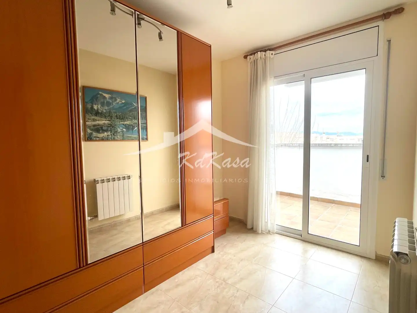 Habitación de Casa adosada en venta en El Morell con Calefacción, Jardín privado y Terraza