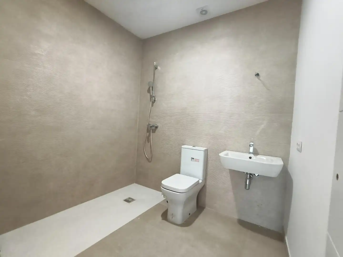 Baño de Piso en venta en Gelves