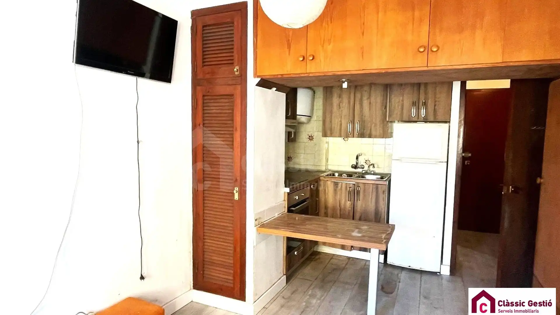 Kitchen of Lofts for sale in Casc Antic