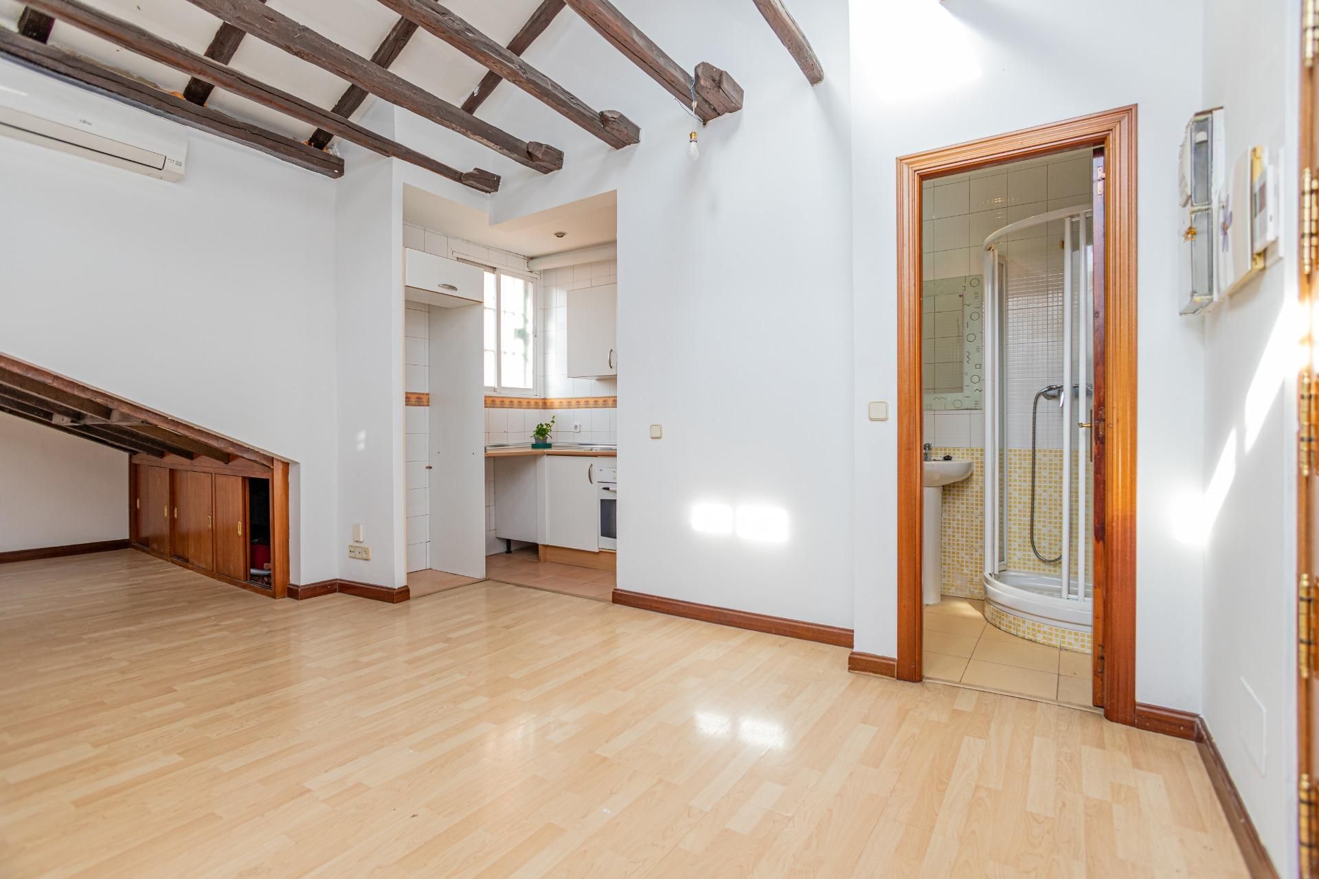 Attic for sale in  Madrid Capital  with Air Conditioner
