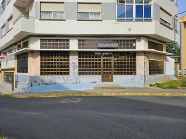 Local comercial en venta en Fene
