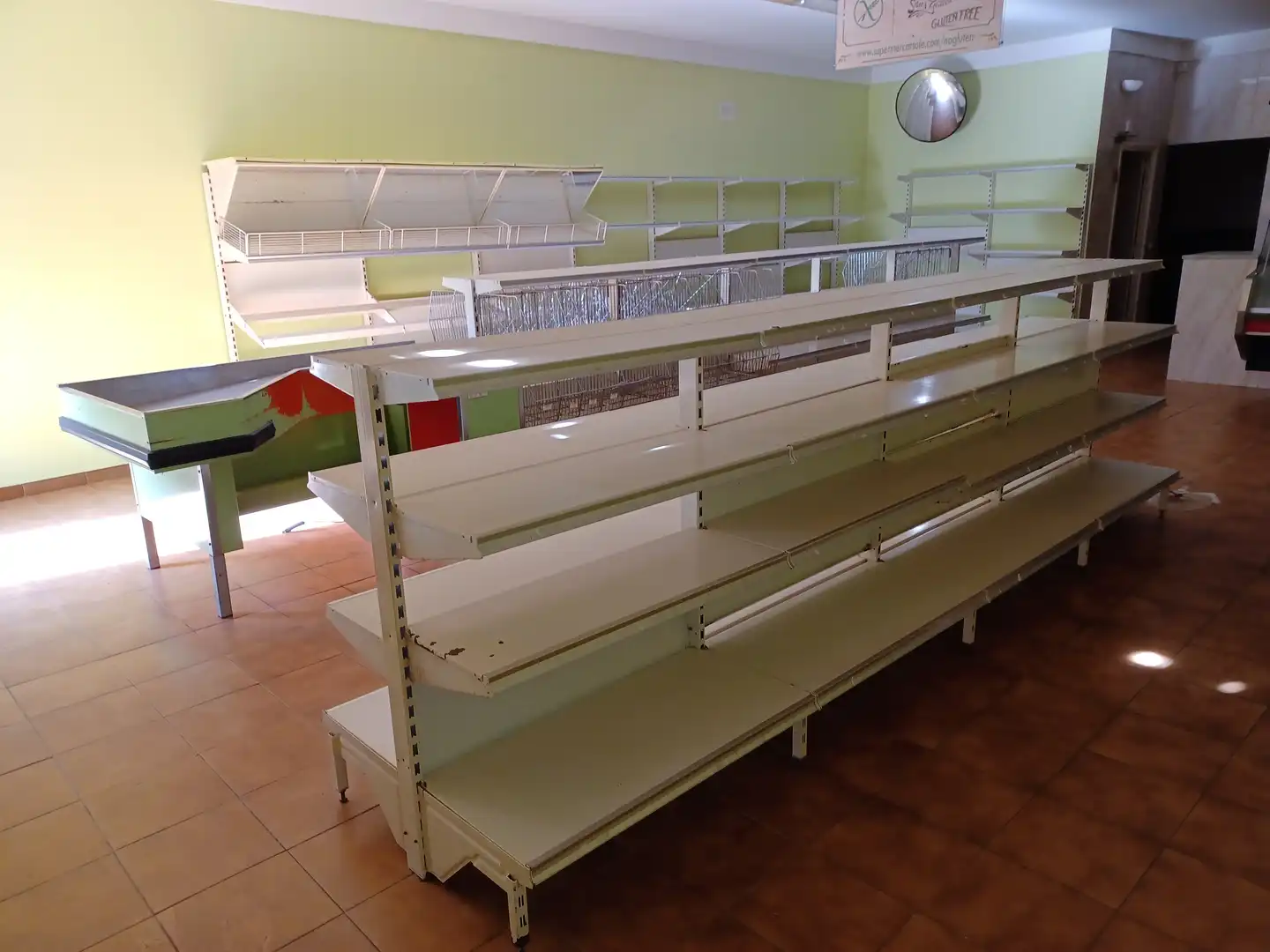 Local en venta en Colera